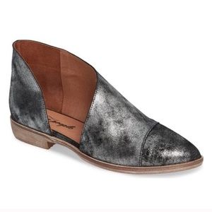 Free People Leather Royale Flat in Onyx